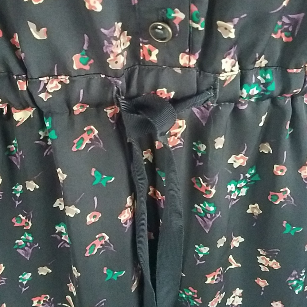Dress - Picture 4 of 6